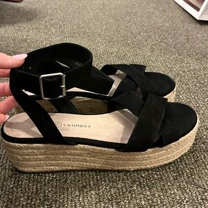 Women’s platfrom shoes - black